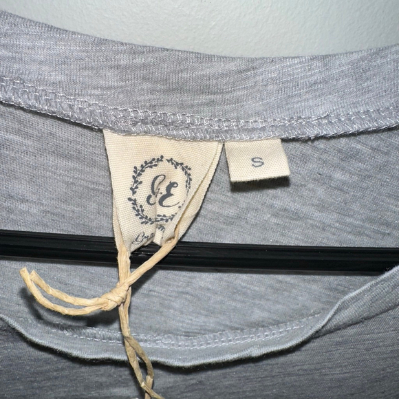 Grace & Emma T-shirt Size S Gray Y'all Boots Graphic Women’s Western NWT NEW - Picture 9 of 12